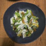 Πρεσβεία 1. Σαλάτα με κασκαβαλ και βερίκοκο