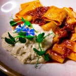 Σείριος 1. Πακέρι με μοσχαράκι ραγού και αφρό κασκαβάλ αρωματισμένο με τρούφα